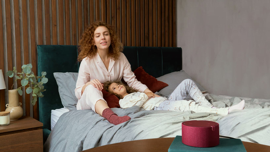 Умная колонка Яндекс Станция Мини 2 с часами, красный гранат №3